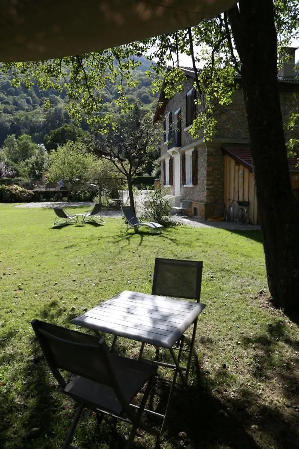 Villa Victoire Aulos 0*,  Francia
